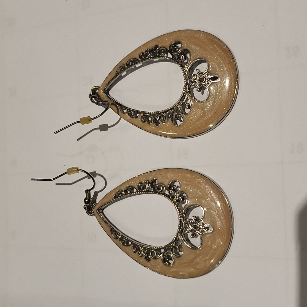 Fashion earrings